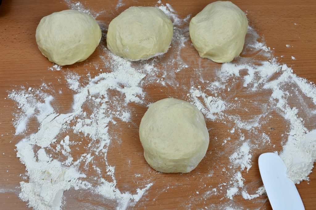 Cheese-stuffed-crescent-rolls-process