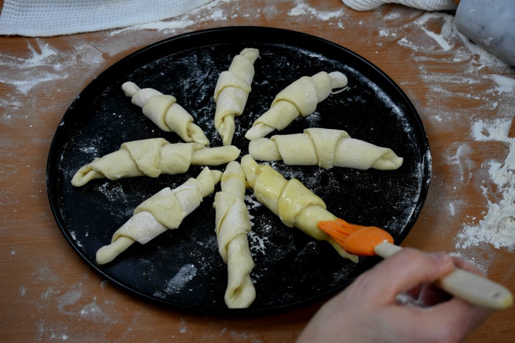 Cheese-stuffed-crescent-rolls-process-12-SunCakeMom