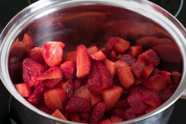 Sugar-free-strawberry-jam-recipe-Process-3-SunCakeMom