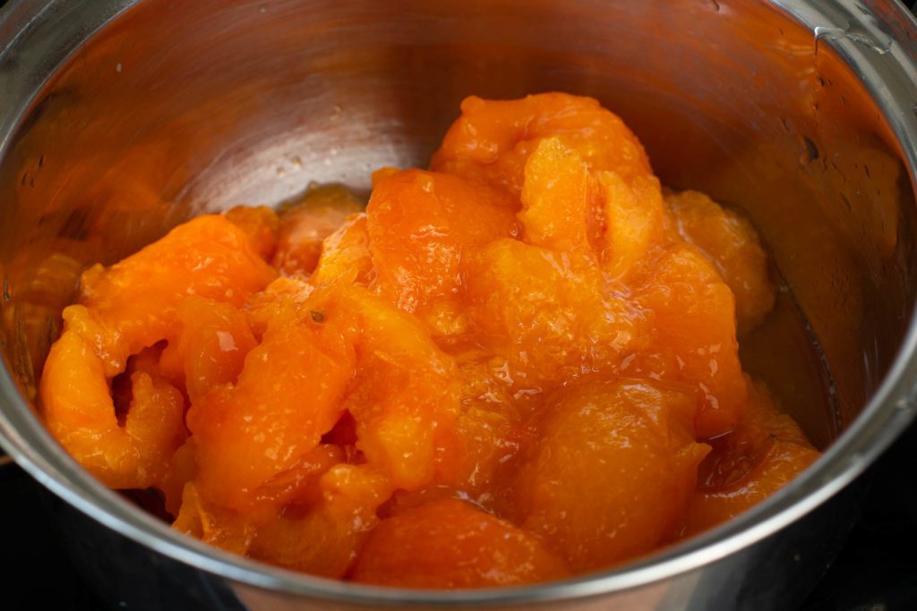 Low-sugar-apricot-jam-recipe-Process-5-SunCakeMom