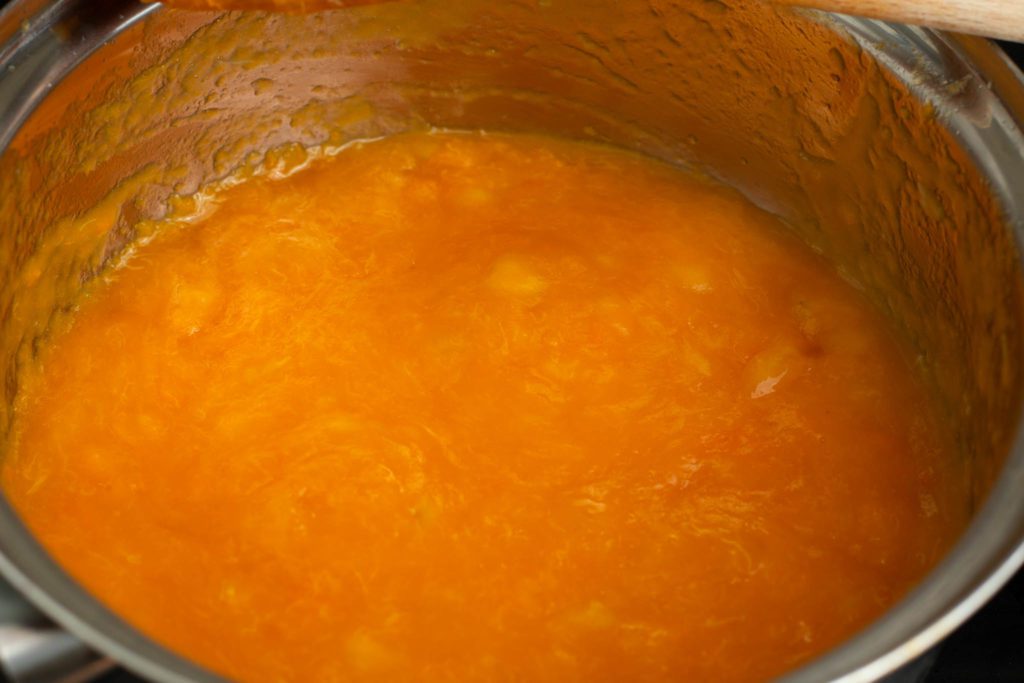 Low-sugar-apricot-jam-recipe-Process-9-SunCakeMom
