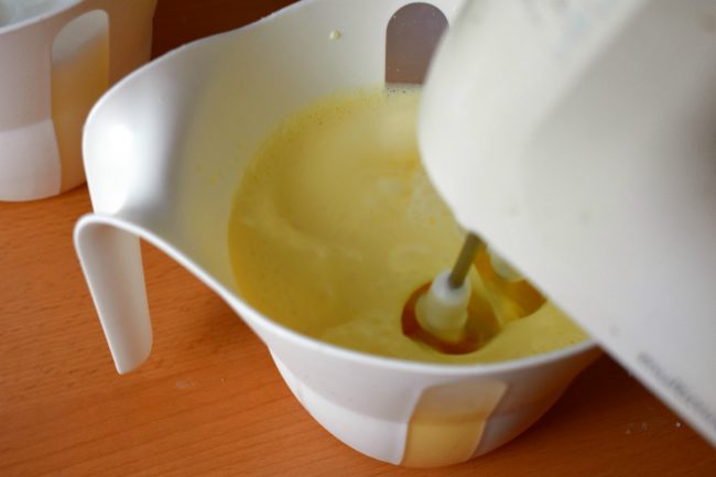 Sugar-free-lemon-cream-pie-process-7-SunCakeMom