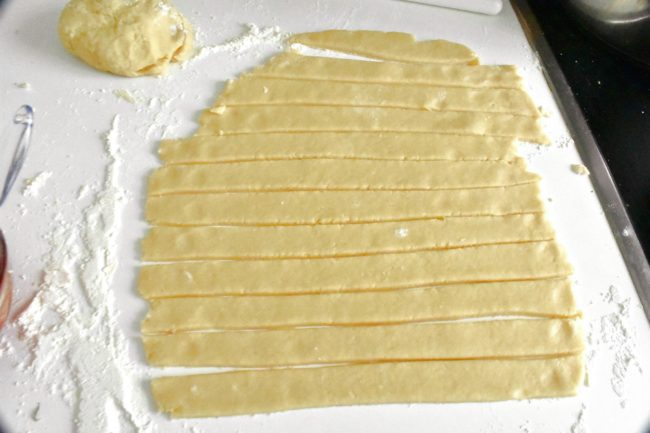 Twisted-pizza-breadsticks-recipe-process-7-SunCakeMom