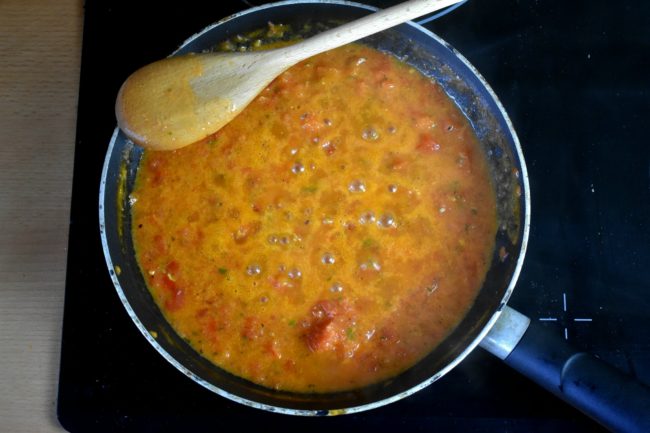 Tomato-sauce-recipe-process-3-SunCakeMom
