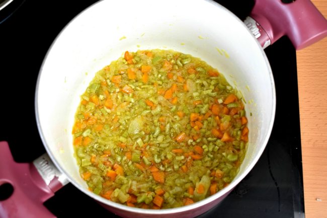 Easy-cauliflower-soup-recipe-process-3-SunCakeMom