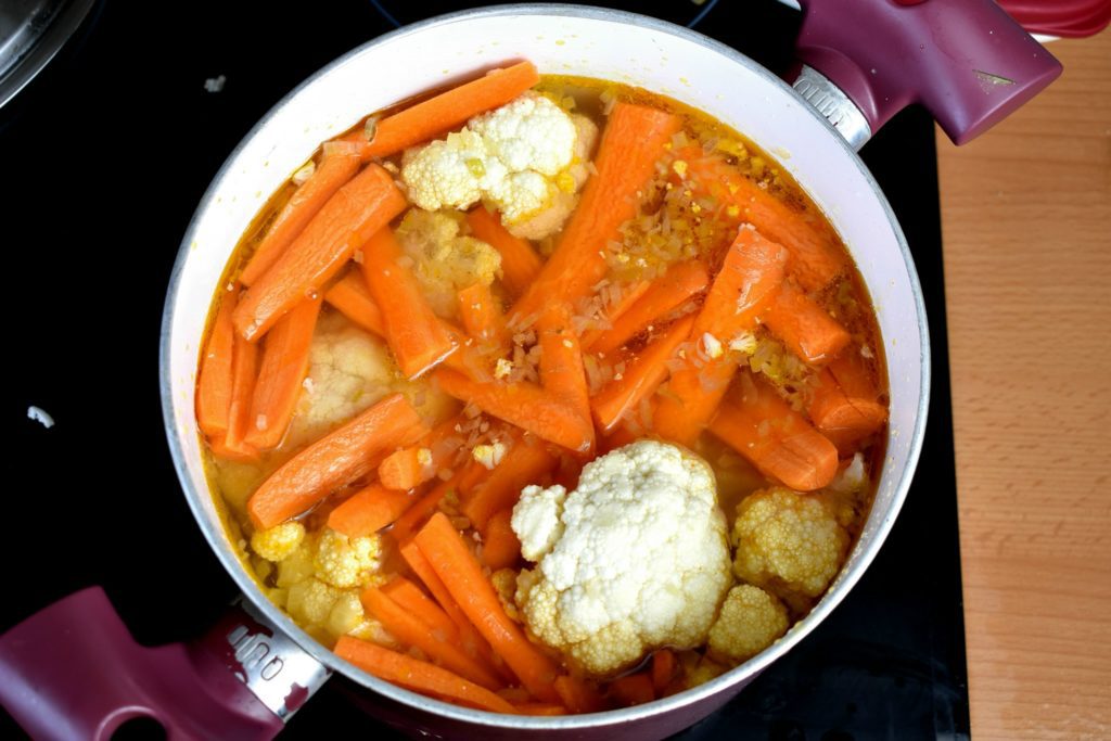 Easy-cauliflower-soup-recipe-process-9-SunCakeMom