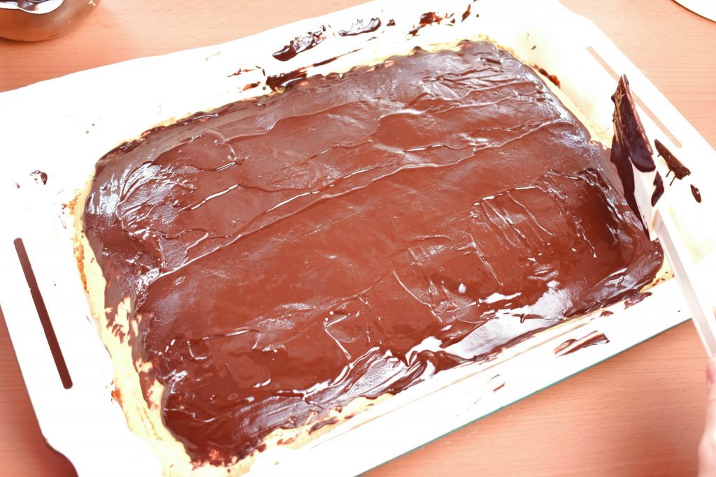 Gerbeaud-cake-zserbo-szelet-process-19-SunCakeMom