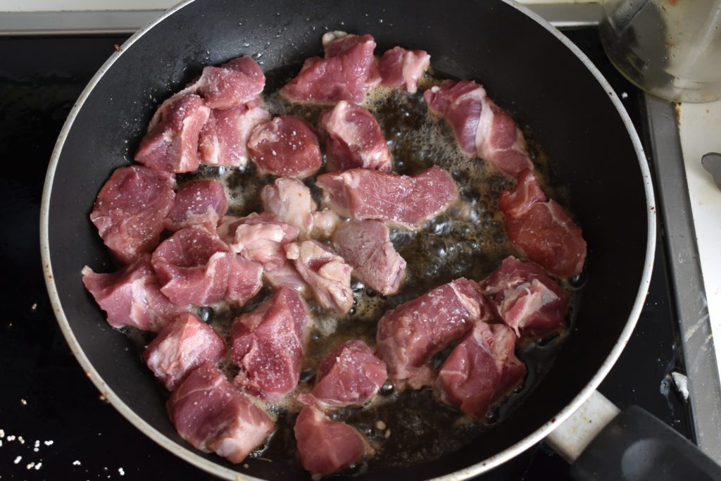 Caramelized-french-onion-pork-chops-Process-1-SunCakeMom