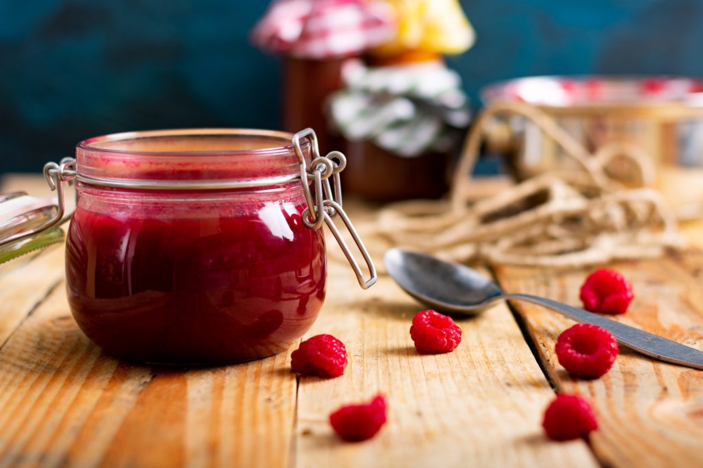 Raspberry-syrup-sugar-free-recipe-3-SunCakeMom