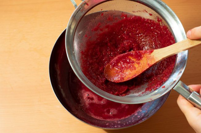 Raspberry-syrup-sugar-free-recipe-Process-6-SunCakeMom