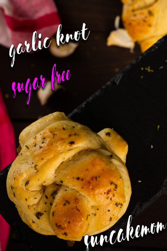 Garlic-knot-recipe-Pinterest-SunCakeMom