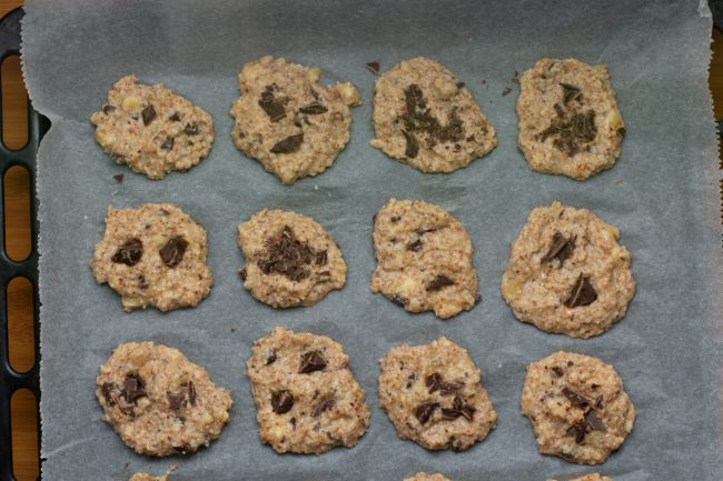 Almond-flour-cookies-with-chocolate-chips-Process-6-SunCakeMom