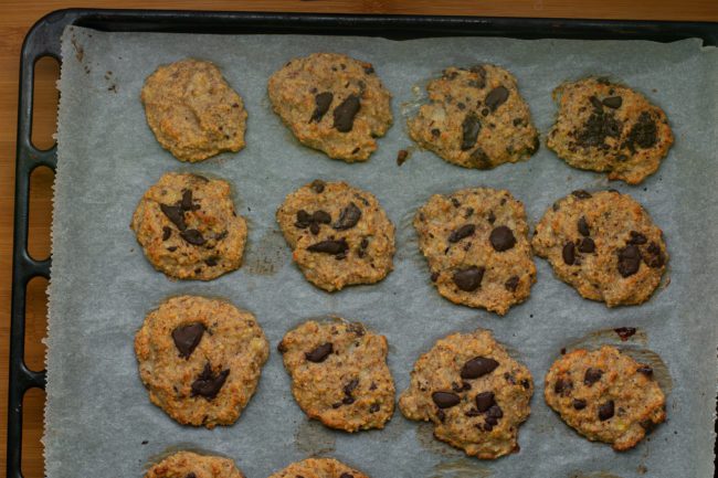Almond-flour-cookies-with-chocolate-chips-Process-7-SunCakeMom