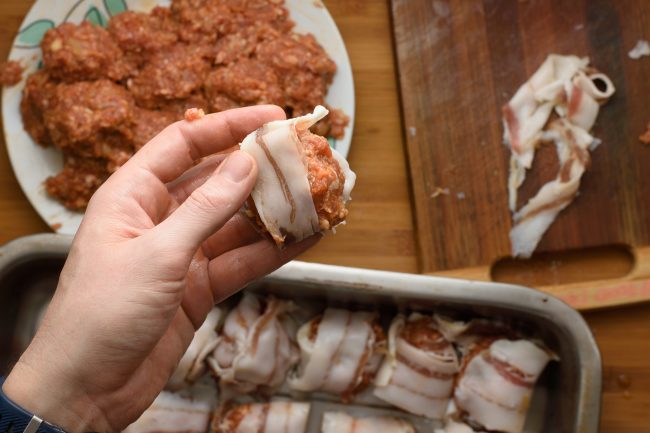 Bacon wrapped meatballs - SunCakeMom