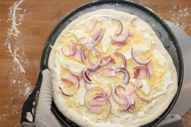 White pizza recipe - SunCakeMom