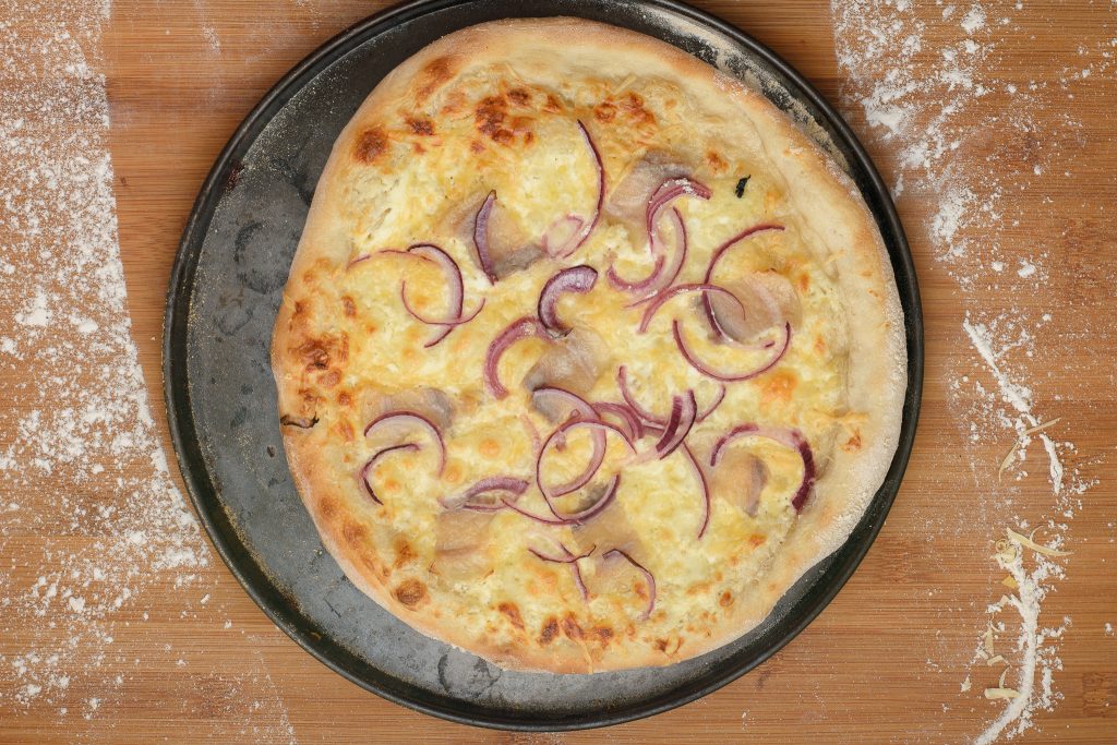 White pizza recipe - SunCakeMom