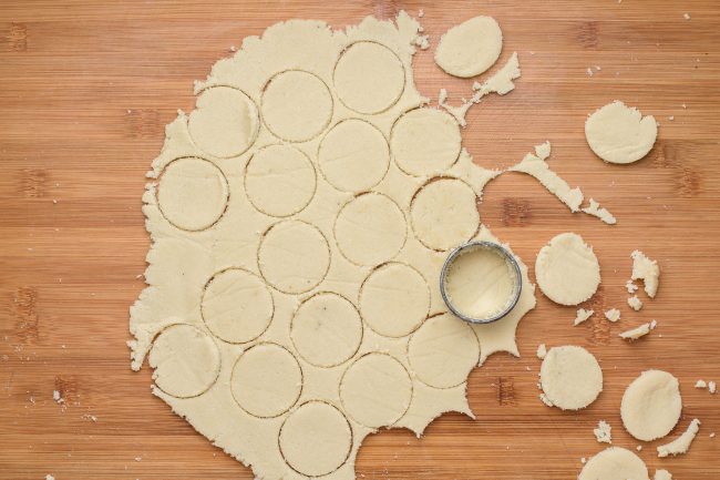 Coconut flour cookies - SunCakeMom