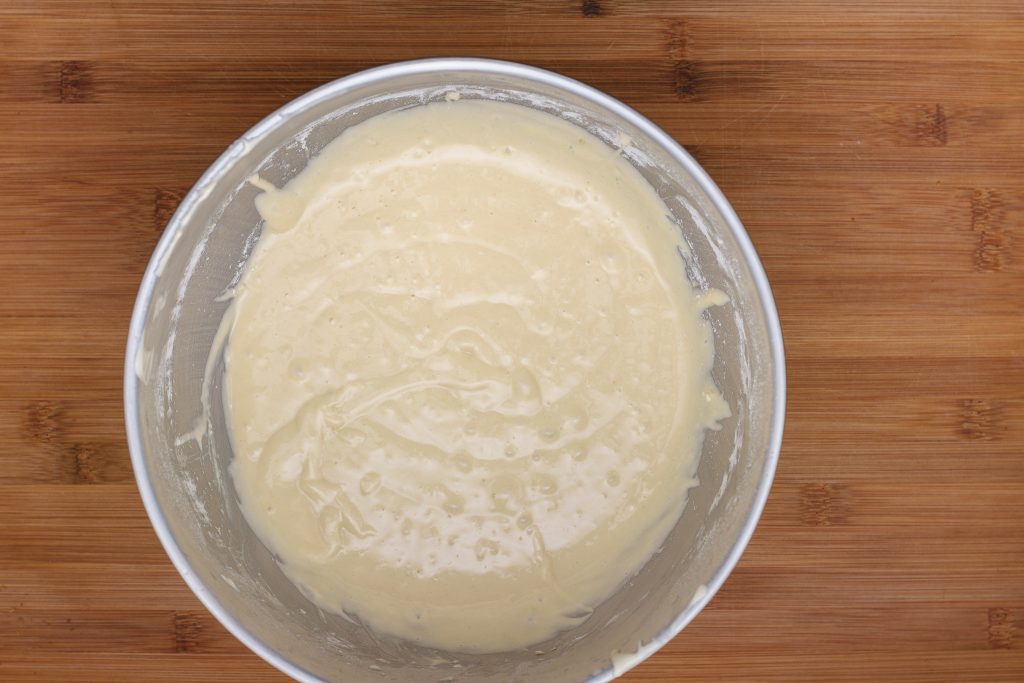 Flour butter eggs buttermilk baking powder baking soda --gp-- Su
