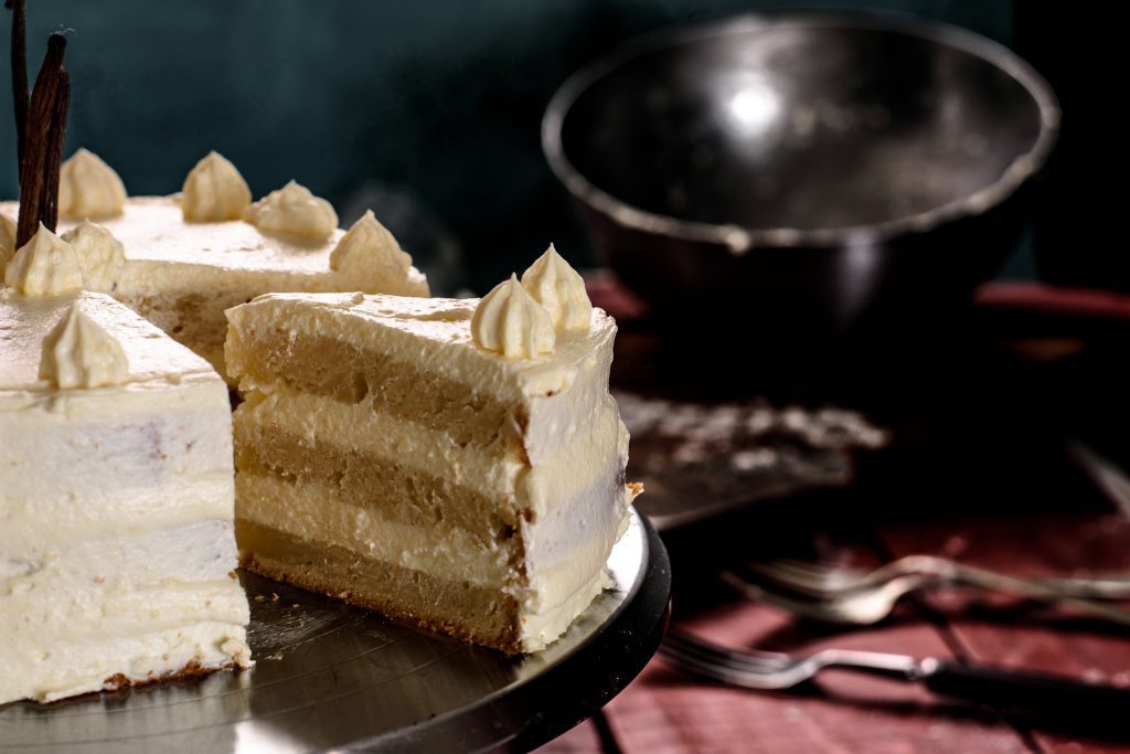 Vanilla cake recipe - SunCakeMom