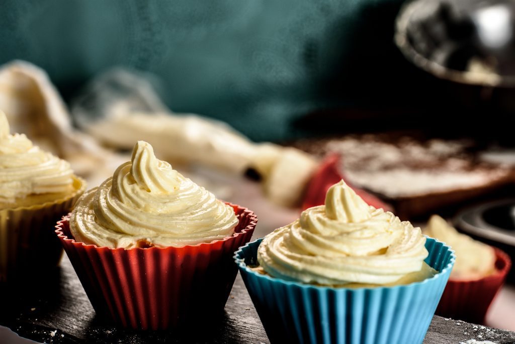 Vanilla cupcake recipe - SunCakeMom