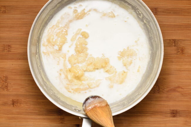 Bechamel-sauce-butter-flour-milk--gp--2-SunCakeMom